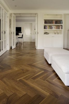 Gạch giả gỗ màu gỗ óc chó