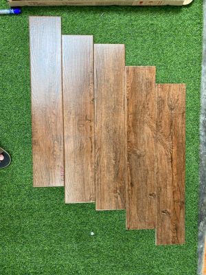 Gạch gỗ trung quốc 15x80 màu nâu