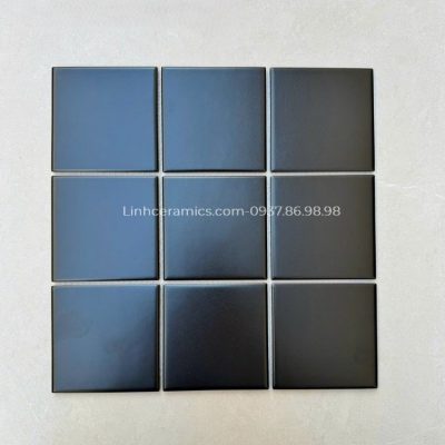 Gạch mosaic 10x10 màu đen mờ